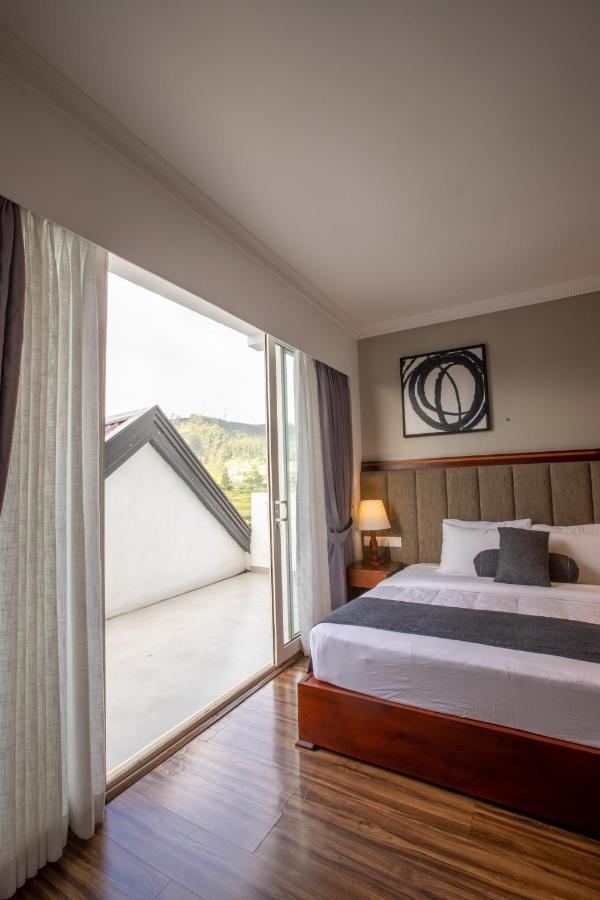 Hotel Grand Turf Nuwara Eliya Buitenkant foto