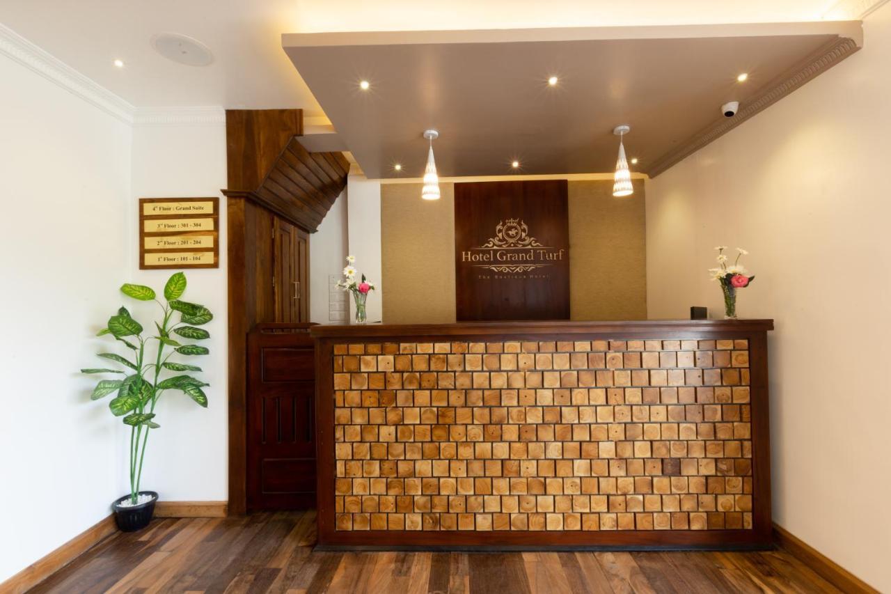 Hotel Grand Turf Nuwara Eliya Buitenkant foto