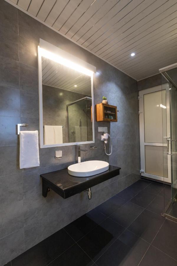 Hotel Grand Turf Nuwara Eliya Buitenkant foto
