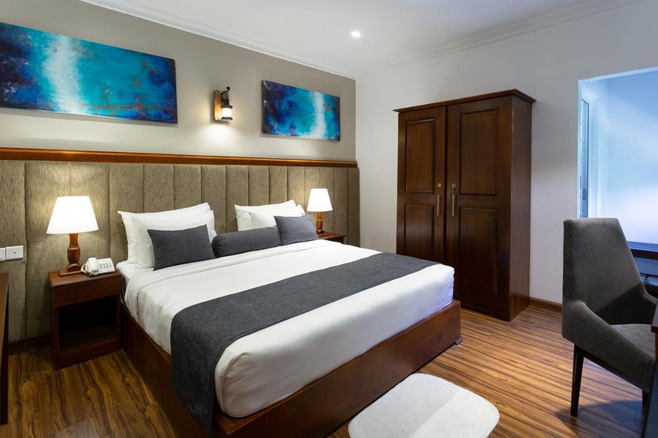 Hotel Grand Turf Nuwara Eliya Buitenkant foto